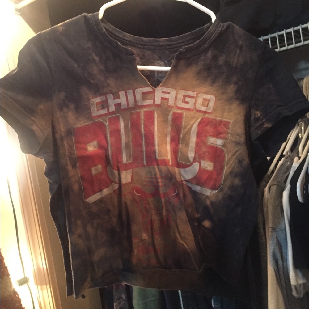 Chicago bulls distressed tshirt